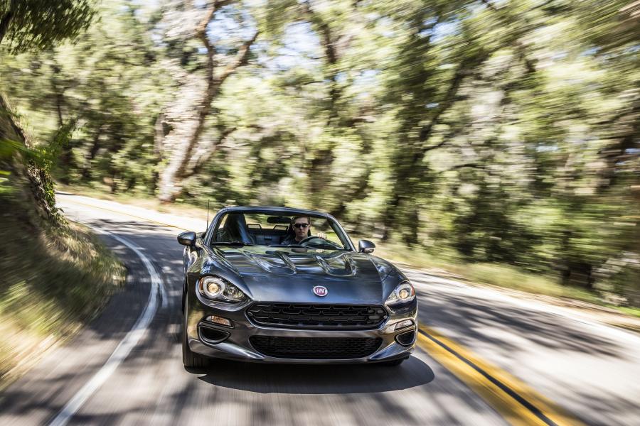  Fiat 124 Spider Classica (348) 2016 года  (NA) (фото 4 из 13)